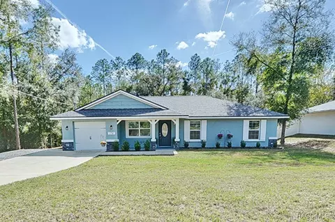 174 E Runic Ln, Citrus Springs, FL 34434