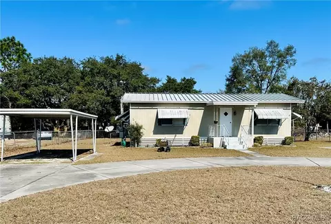 7299 W Brady Ln, Homosassa, FL 34446