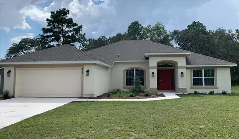 8732 N Trojan Dr, Citrus Springs, FL 34433