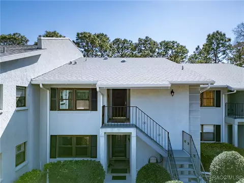 35 Beech St #26, Homosassa, FL 34446