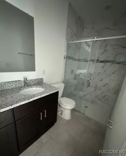 Bath - 2549 SW 175th Loop, Ocala, FL 34473 photo 2 of 2