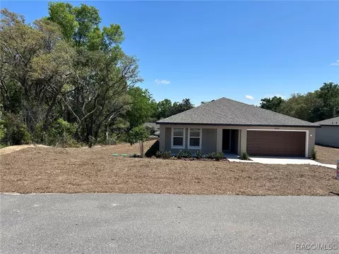 2850 W Camilo Dr, Citrus Springs, FL 34433