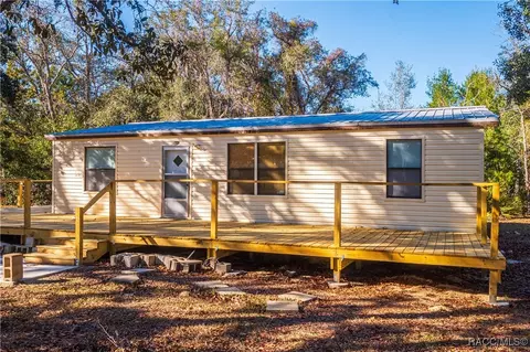 1302 W High Acres St, Lecanto, FL 34461