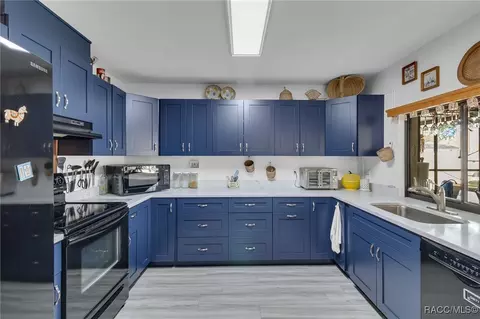 Kitchen - 3476 Orion Rd, Spring Hill, FL 34606 photo 2 of 3