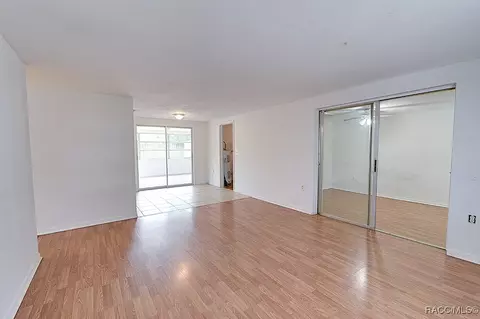 11 Oak Knoll St, Beverly Hills, FL 34465