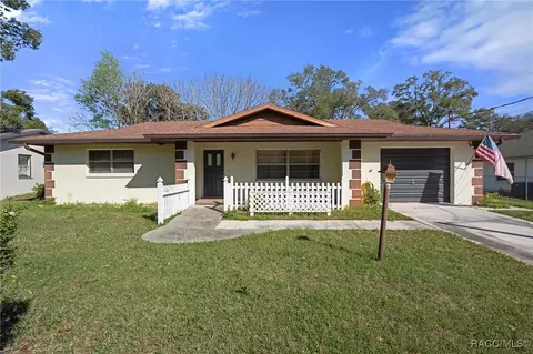 510 Hudson St, Inverness, FL 34452