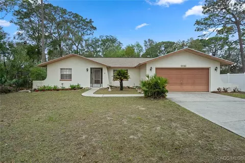 1121 Woodcrest Ave, Inverness, FL 34453