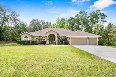 1920 W Tall Oaks Dr, Beverly Hills, FL 34465