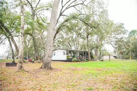 Exterior - 6435 N Golden Rain Cir, Hernando, FL 34442 photo 8 of 10