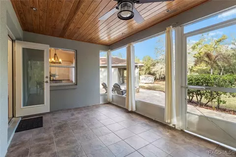 Exterior - 919 W Pearson St, Hernando, FL 34442 photo 7 of 19