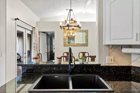 Kitchen - 919 W Pearson St, Hernando, FL 34442 photo 5 of 10