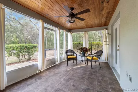 Exterior - 919 W Pearson St, Hernando, FL 34442 photo 4 of 19