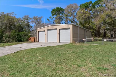 6145 E Willow St, Inverness, FL 34452