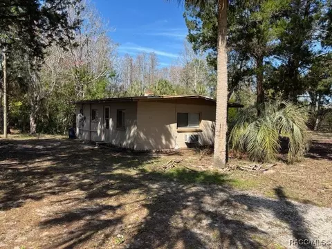2946 N Pennsylvania Ave, Crystal River, FL 34428