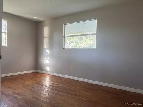 Bedroom - 10590 Highway 40 E, Inglis, FL 34449 photo 3 of 5