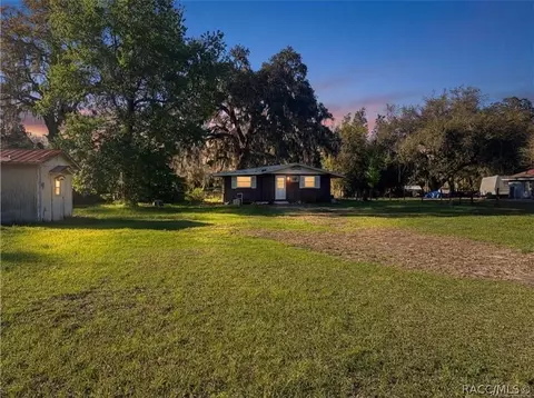 10590 Highway 40 E, Inglis, FL 34449