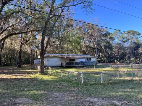 114 Rose Ave, Inglis, FL 34449