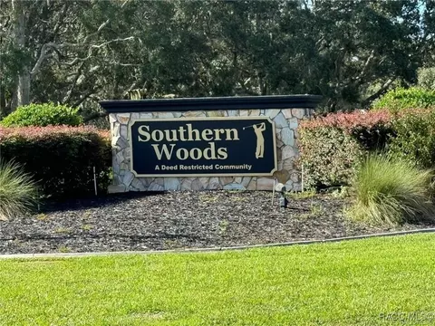 19 Highwood Path, Homosassa, FL 34446