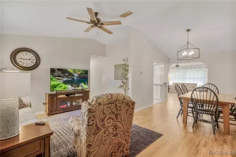 1400 E Silver Thorn Loop, Hernando, FL 34442 photo 3