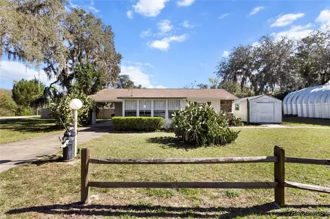 9400 E Fernwood Pl, Inverness, FL 34450