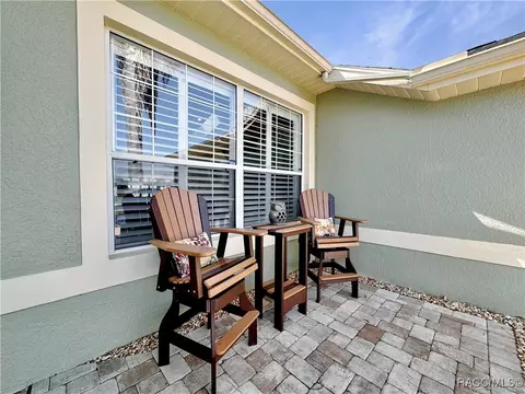 Exterior - 3874 E Arbor Lakes Dr, Hernando, FL 34442 photo 6 of 16