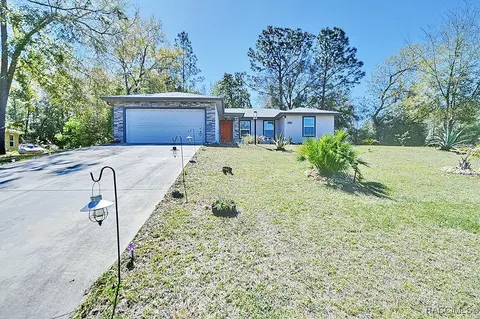 2590 W Kraft Ct, Citrus Springs, FL 34434