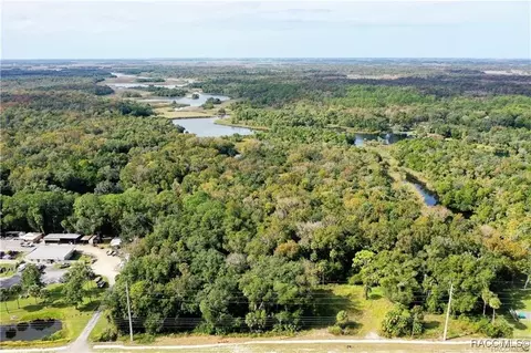 2450 S Suncoast Blvd, Homosassa, FL 34448