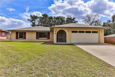 5618 W Hesse Ct, Homosassa, FL 34448