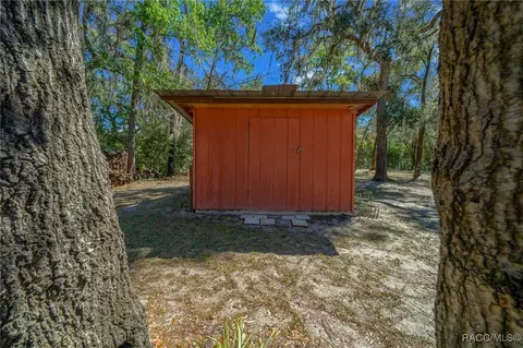 Exterior - 4741 E Lakeview Pl, Hernando, FL 34442 photo 12 of 23