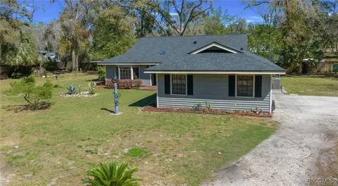 Exterior - 4741 E Lakeview Pl, Hernando, FL 34442 photo 3 of 23