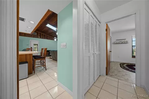 Entry Way - 4741 E Lakeview Pl, Hernando, FL 34442 photo 3 of 3