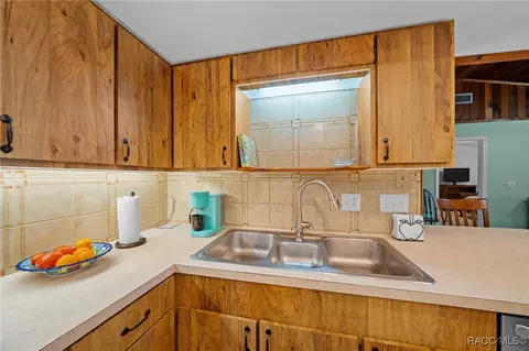 Kitchen - 4741 E Lakeview Pl, Hernando, FL 34442 photo 6 of 6
