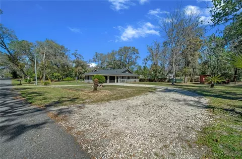 Exterior - 4741 E Lakeview Pl, Hernando, FL 34442 photo 15 of 23