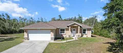 8211 N Dothan Dr, Dunnellon, FL 34433
