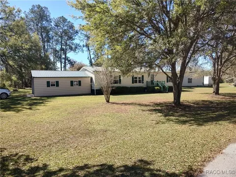 5451 County Road 573, Center Hill, FL 33514