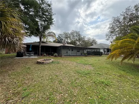 Exterior - 9341 W Turnberry Loop, Crystal River, FL 34429 photo 3 of 11