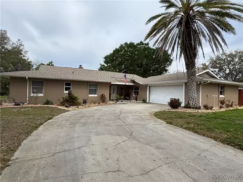 Exterior - 9341 W Turnberry Loop, Crystal River, FL 34429 photo 7 of 11