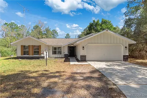 7115 N Dunlap Ter, Citrus Springs, FL 34433