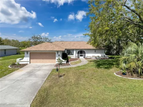 8367 Apple Orchard Rd, Spring Hill, FL 34608 photo 3