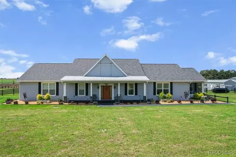 23376 NW 27th St, Morriston, FL 32668