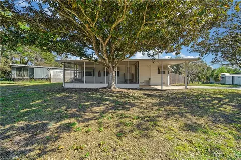 10934 Luana Dr, Leesburg, FL 34788