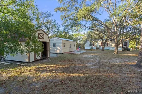 4118 W Oaklawn St, Lecanto, FL 34461