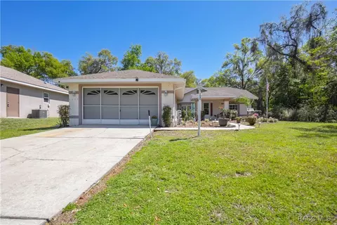 3099 N Stratham Pt, Hernando, FL 34442