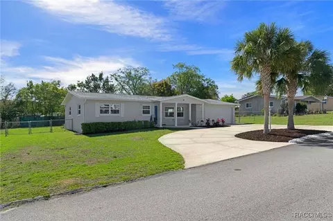 95 S Jefferson St, Beverly Hills, FL 34465