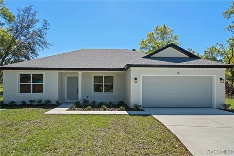 18 Pine Pass Ln, Ocala, FL 34472