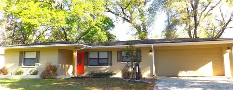 6157 E Glencoe St, Inverness, FL 34452