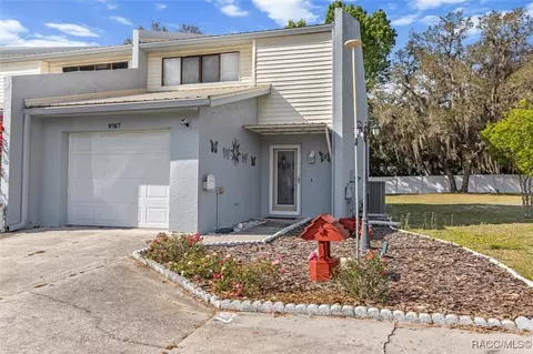 9767 E Goldfinch Ln, Inverness, FL 34450