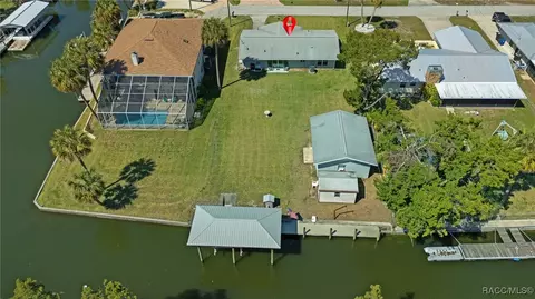 1930 NW 17th St, Crystal River, FL 34428