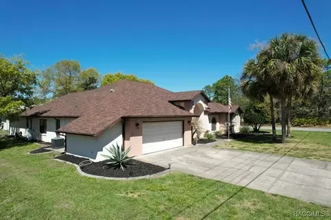 80 Linder Dr, Homosassa, FL 34446