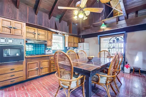 Kitchen - 13835 Ricks Is, Crystal River, FL 34429 photo 2 of 4